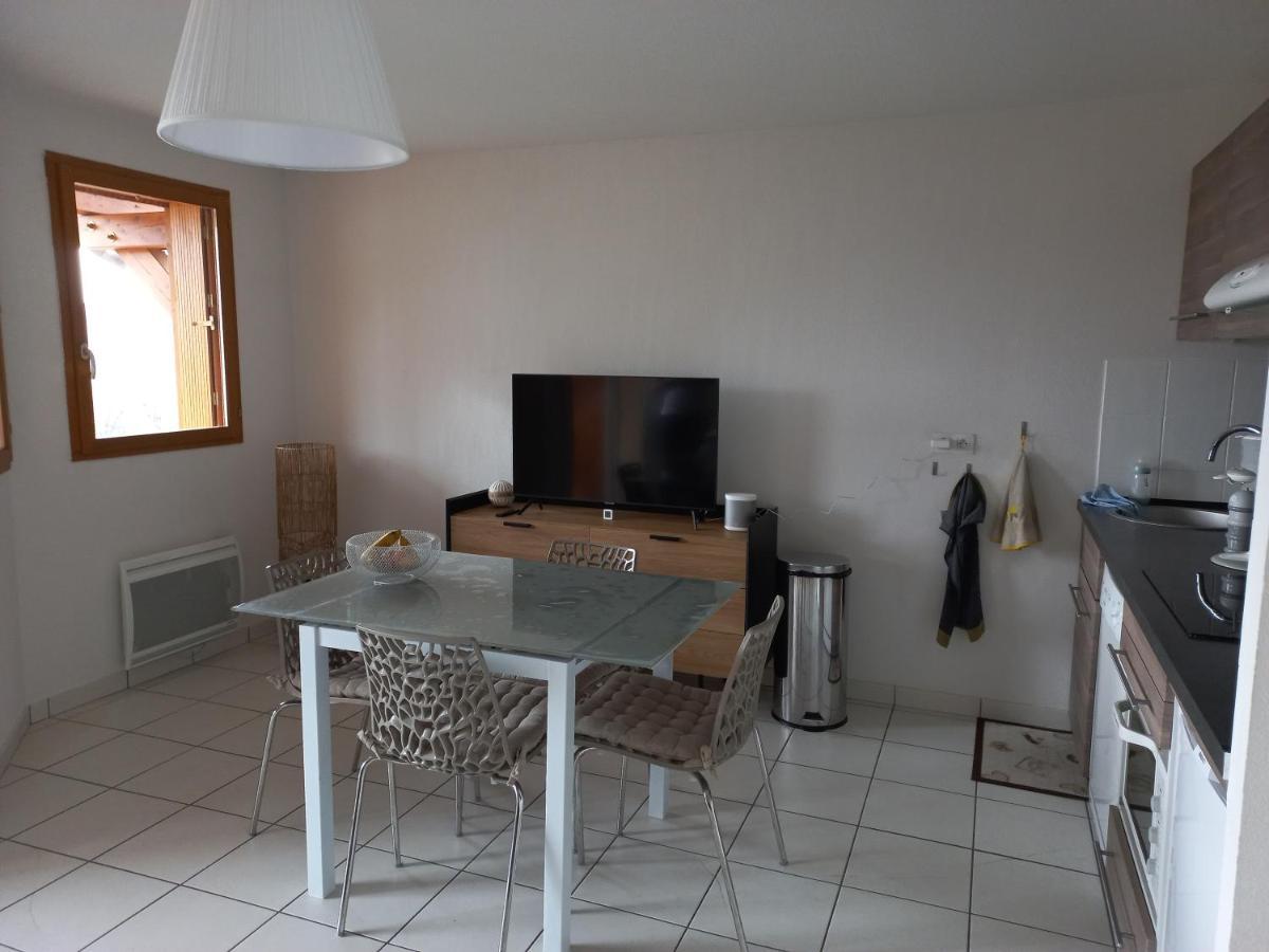 Appartement Offrant Une Magnifique Vue Des Montagnes Saint-Leger-les-Melezes Ngoại thất bức ảnh